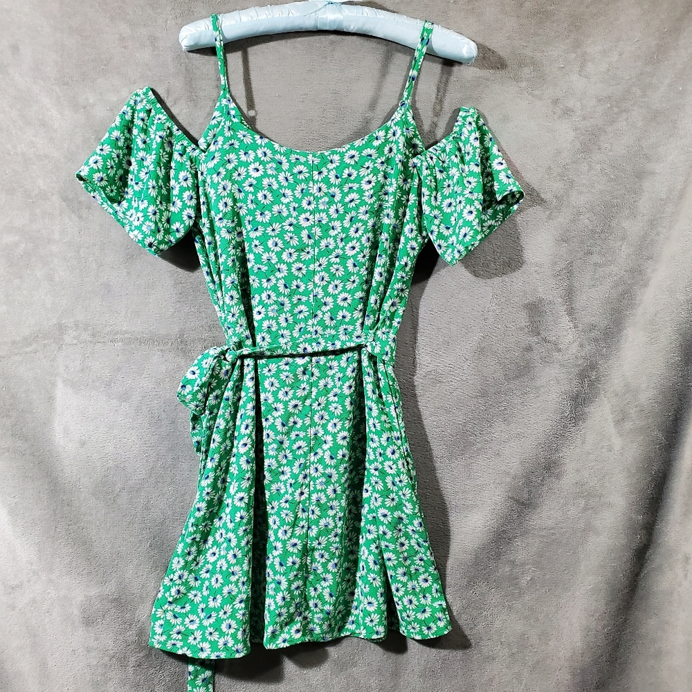 Speechless Spaghetti Strap Off Shoulder Button Fr… - image 5